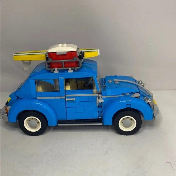 Lego Blue and Yellow Building Set with Surfboard - Picture 4 of 7